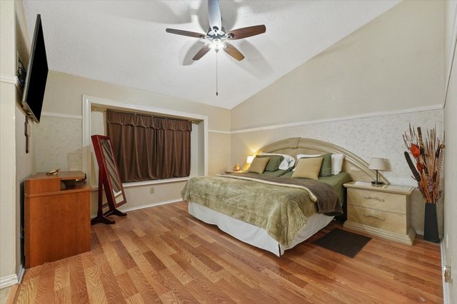 5115 Nocona Lane, Arlington, TX 76018