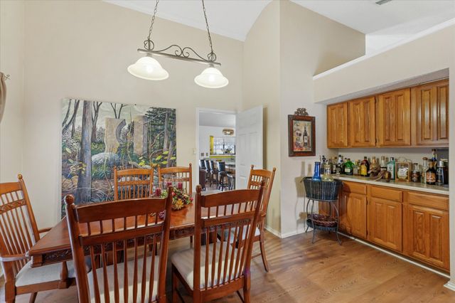 5115 Nocona Lane, Arlington, TX 76018