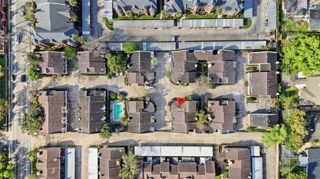 2409 Bering Drive 21, Houston, TX 77057