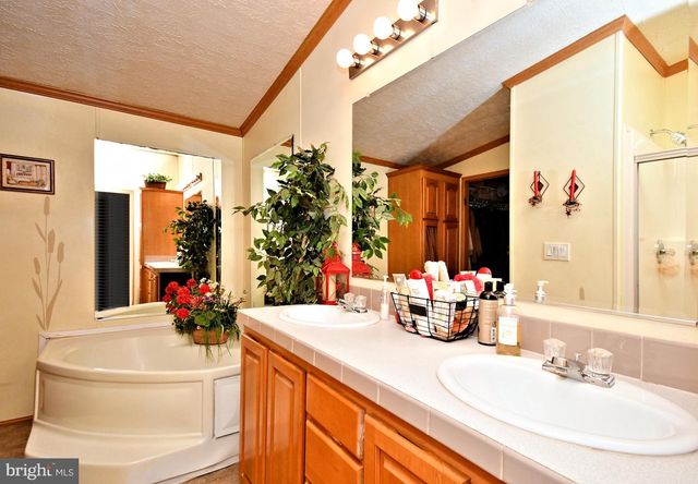 68 HARRISON DR, Fairless Hills, PA 19030