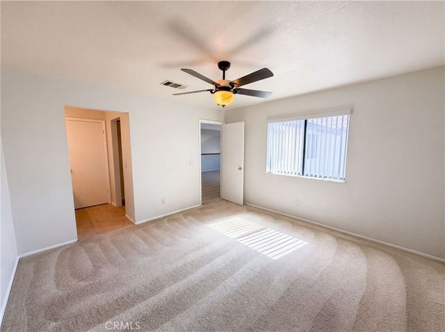 120 Willow Lake, Palm Desert, CA 92260