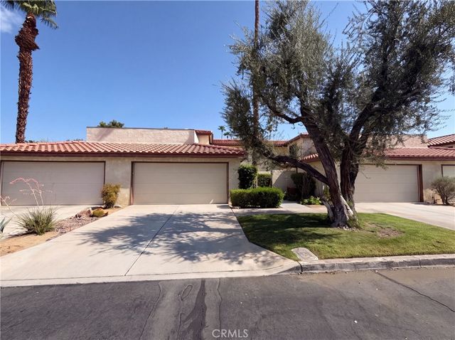 120 Willow Lake, Palm Desert, CA 92260