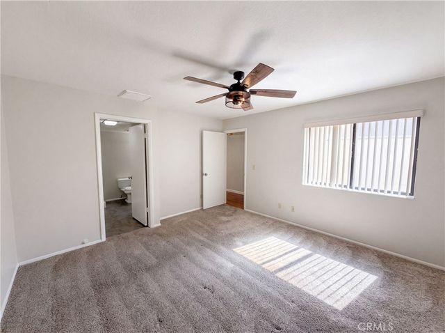 120 Willow Lake, Palm Desert, CA 92260
