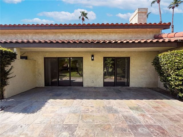 120 Willow Lake, Palm Desert, CA 92260