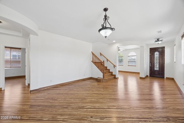 1104 E GAIL Drive, Chandler, AZ 85225