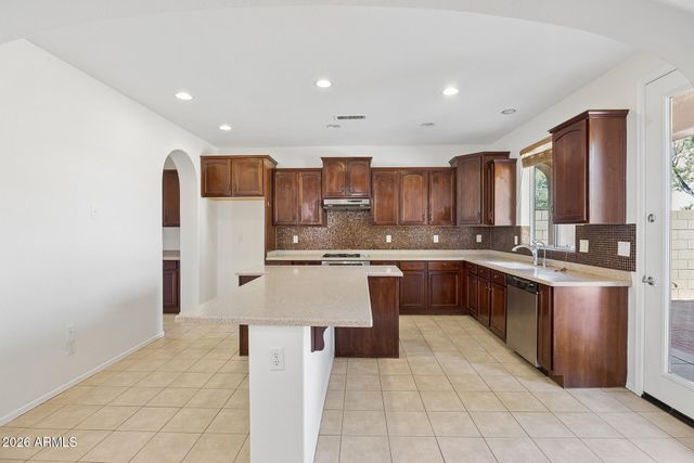 1104 E GAIL Drive, Chandler, AZ 85225