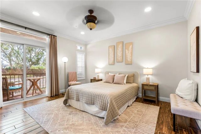 4561 Warner 203, Huntington Beach, CA 92649