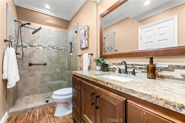 4561 Warner 203, Huntington Beach, CA 92649