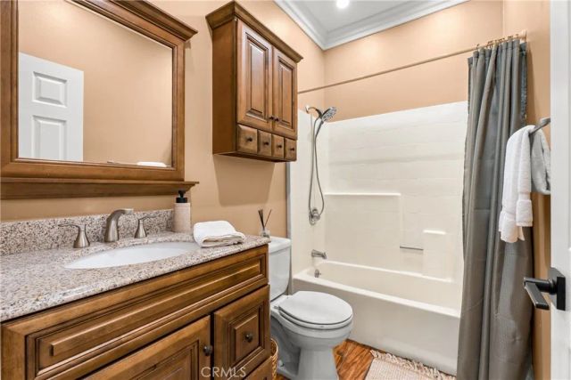 4561 Warner 203, Huntington Beach, CA 92649