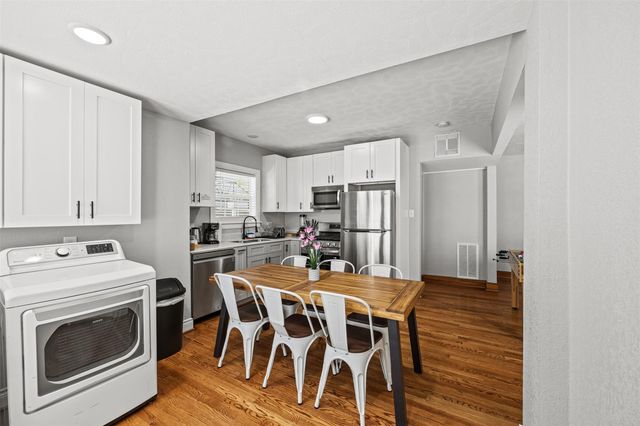 2512 Calumet Street, Houston, TX 77004