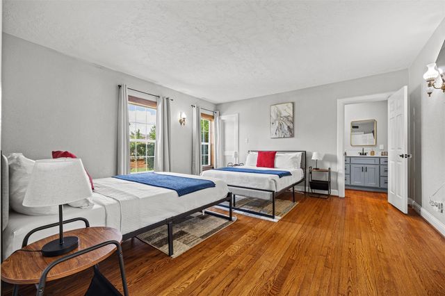 2512 Calumet Street, Houston, TX 77004