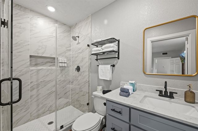 2512 Calumet Street, Houston, TX 77004