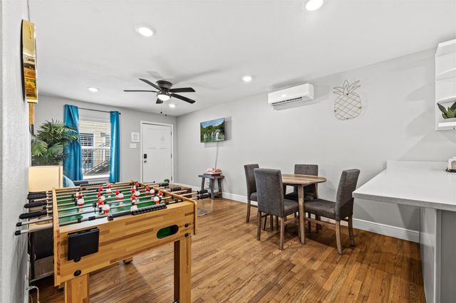 2512 Calumet Street, Houston, TX 77004