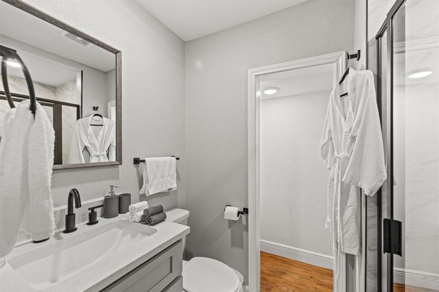 2512 Calumet Street, Houston, TX 77004