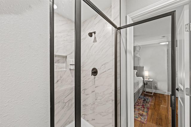 2512 Calumet Street, Houston, TX 77004