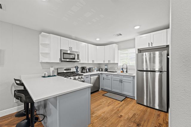 2512 Calumet Street, Houston, TX 77004