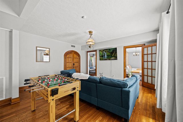 2512 Calumet Street, Houston, TX 77004