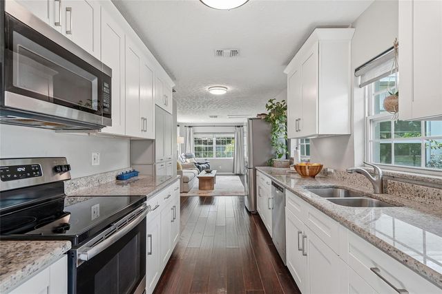 3801 LOCUST STREET NE, St Petersburg, FL 33703