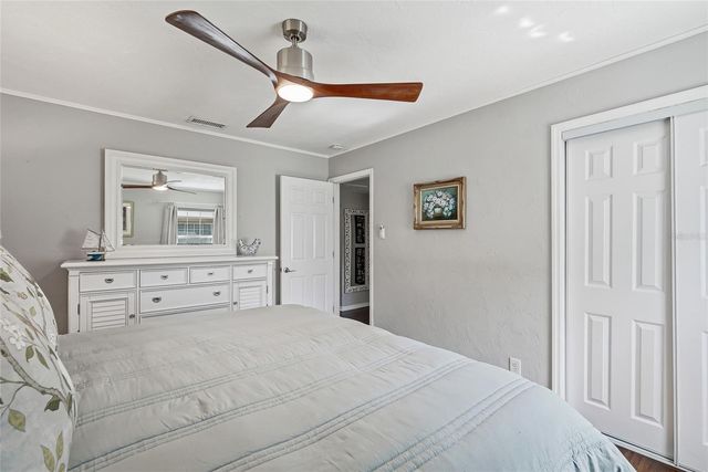 3801 LOCUST STREET NE, St Petersburg, FL 33703