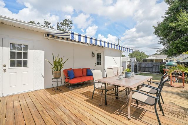 3801 LOCUST STREET NE, St Petersburg, FL 33703