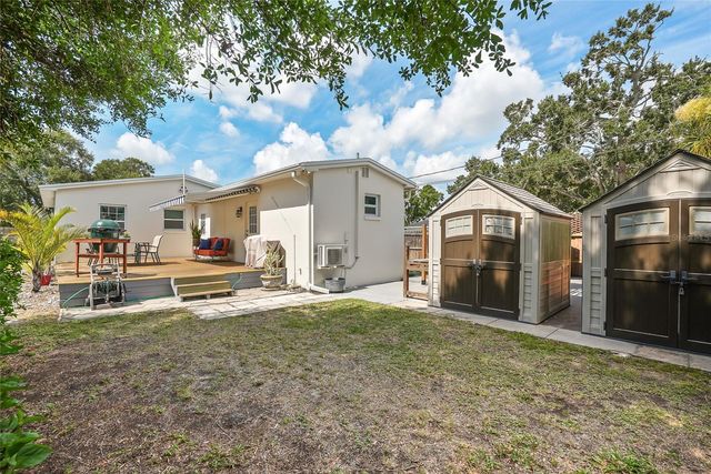 3801 LOCUST STREET NE, St Petersburg, FL 33703
