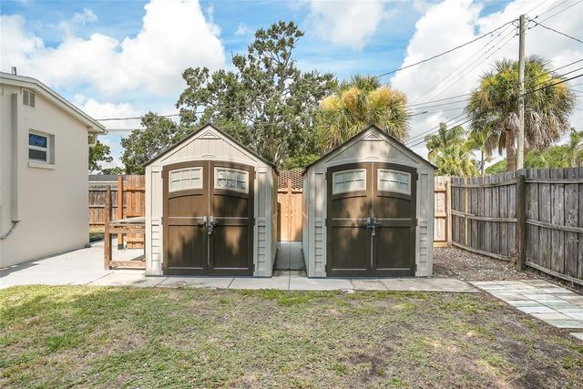 3801 LOCUST STREET NE, St Petersburg, FL 33703