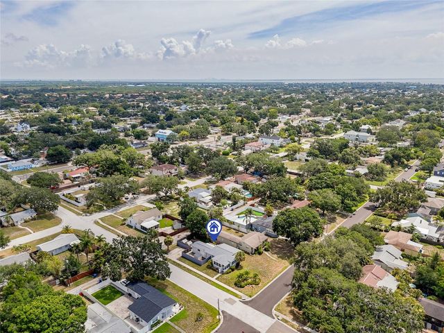 3801 LOCUST STREET NE, St Petersburg, FL 33703