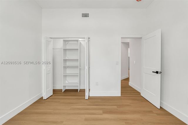 16 Gables Blvd, Weston, FL 33326