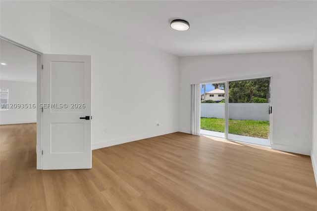 16 Gables Blvd, Weston, FL 33326