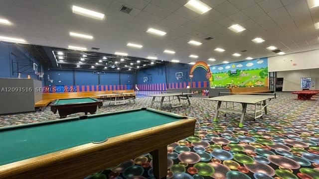 16 Gables Blvd, Weston, FL 33326