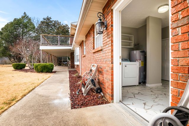 110 Locklin Drive, Williamsburg, KY 40769