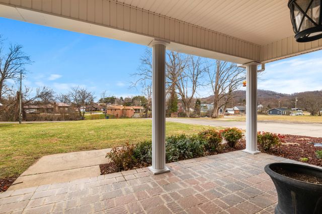 110 Locklin Drive, Williamsburg, KY 40769