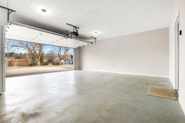 110 Locklin Drive, Williamsburg, KY 40769