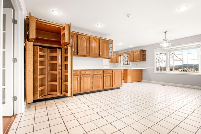 110 Locklin Drive, Williamsburg, KY 40769