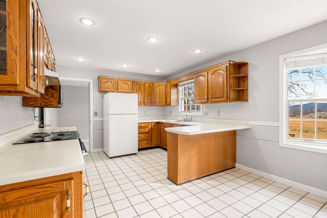 110 Locklin Drive, Williamsburg, KY 40769