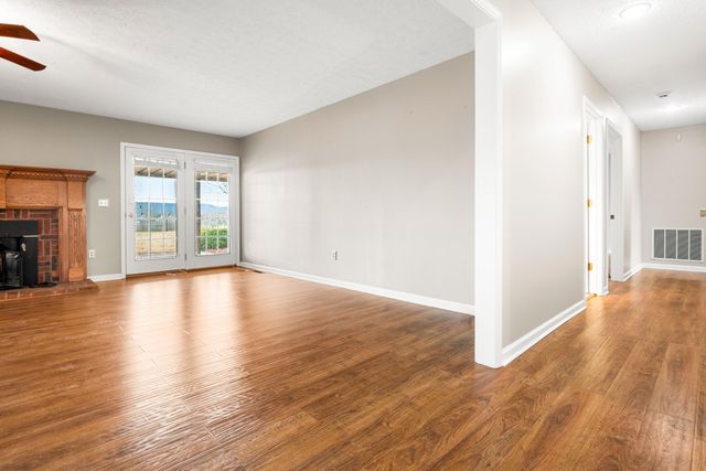 110 Locklin Drive, Williamsburg, KY 40769