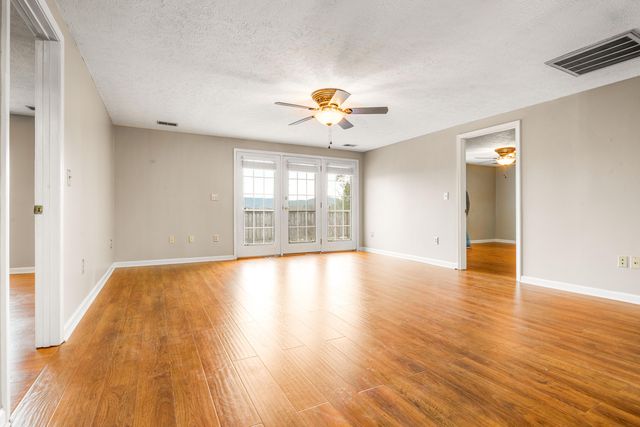 110 Locklin Drive, Williamsburg, KY 40769