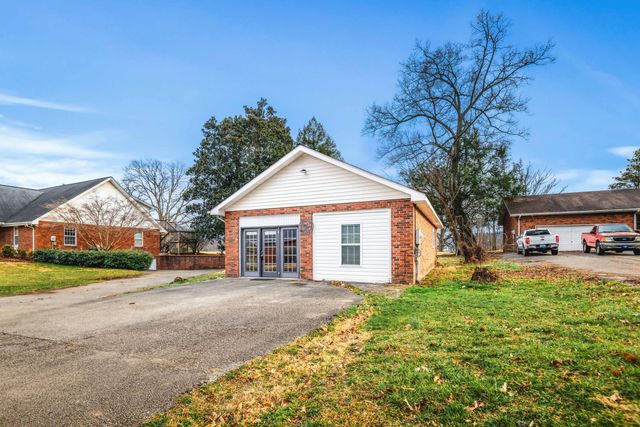 110 Locklin Drive, Williamsburg, KY 40769