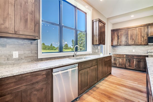 5100 FM 1652, Grand Saline, TX 75140