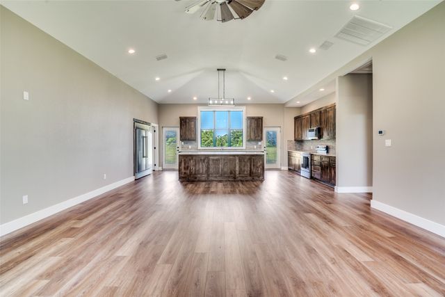 5100 FM 1652, Grand Saline, TX 75140