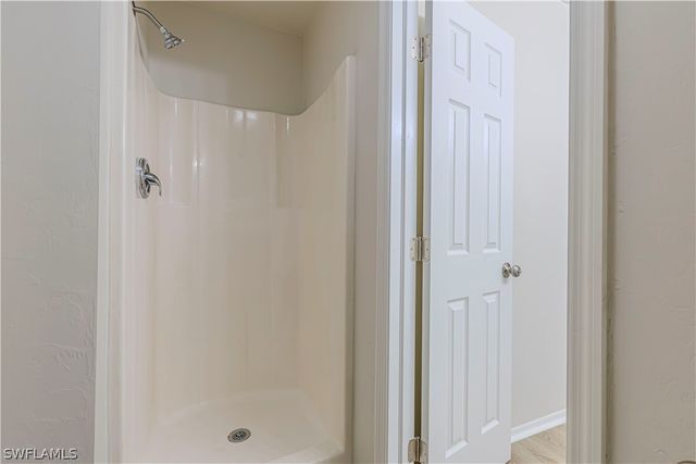 1313 NE 12th PL, Cape Coral, FL 33909