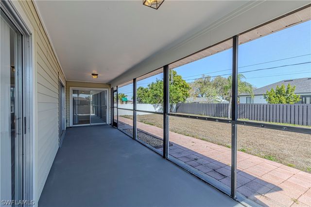 1313 NE 12th PL, Cape Coral, FL 33909