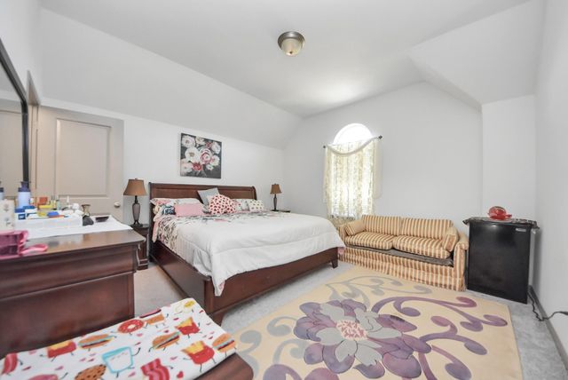 1911 Sapphire Pines Lane, Richmond, TX 77469