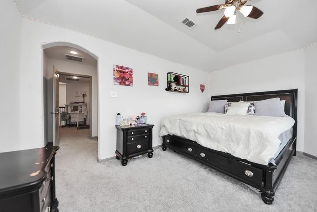 1911 Sapphire Pines Lane, Richmond, TX 77469