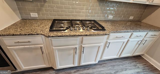 352 Newshaw Drive, Lawrenceville, GA 30046