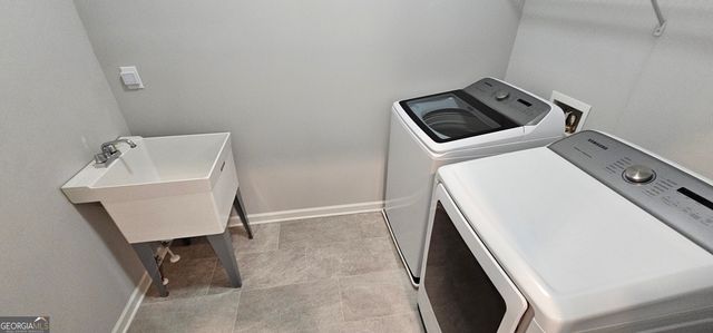 352 Newshaw Drive, Lawrenceville, GA 30046