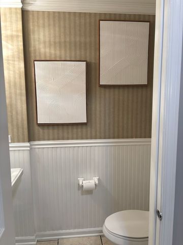 549 Springbrook Trail N, Oswego, IL 60543