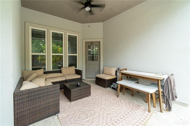1809 Red River Avenue, Edinburg, TX 78539