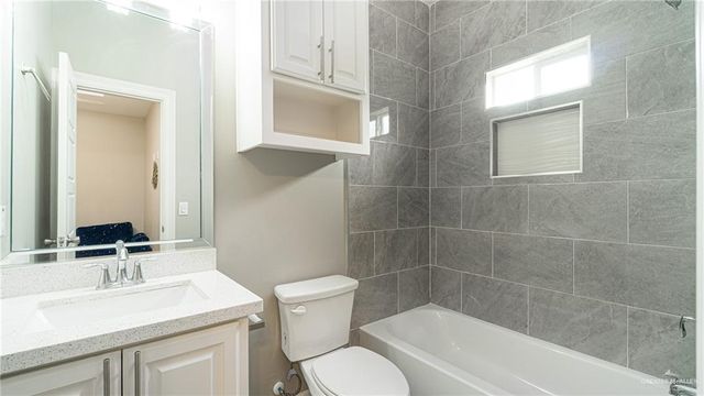 1809 Red River Avenue, Edinburg, TX 78539