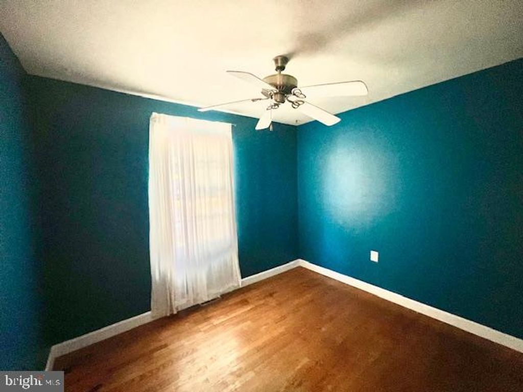 Image 26 of property listing at 5502 BELVA PL, Lanham, MD 20706